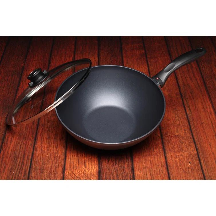 Swiss Diamond 11" Non Stick Aluminum Induction Wok with Lid