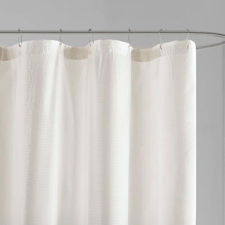 Madison Park Ara Ombre Printed Seersucker Single Shower Curtain