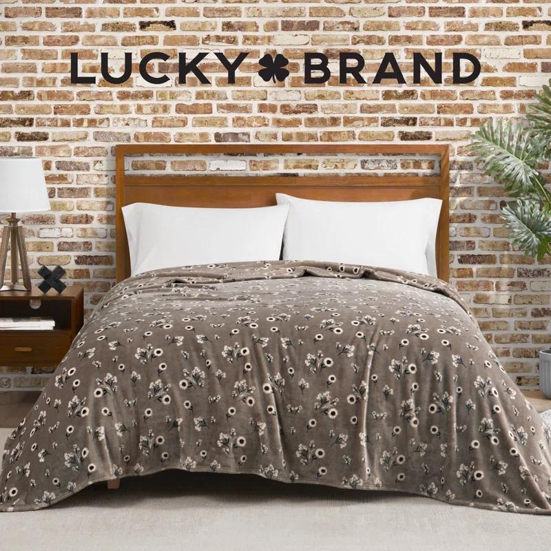 Lucky Brand Lucky Brand Daisy Blankets