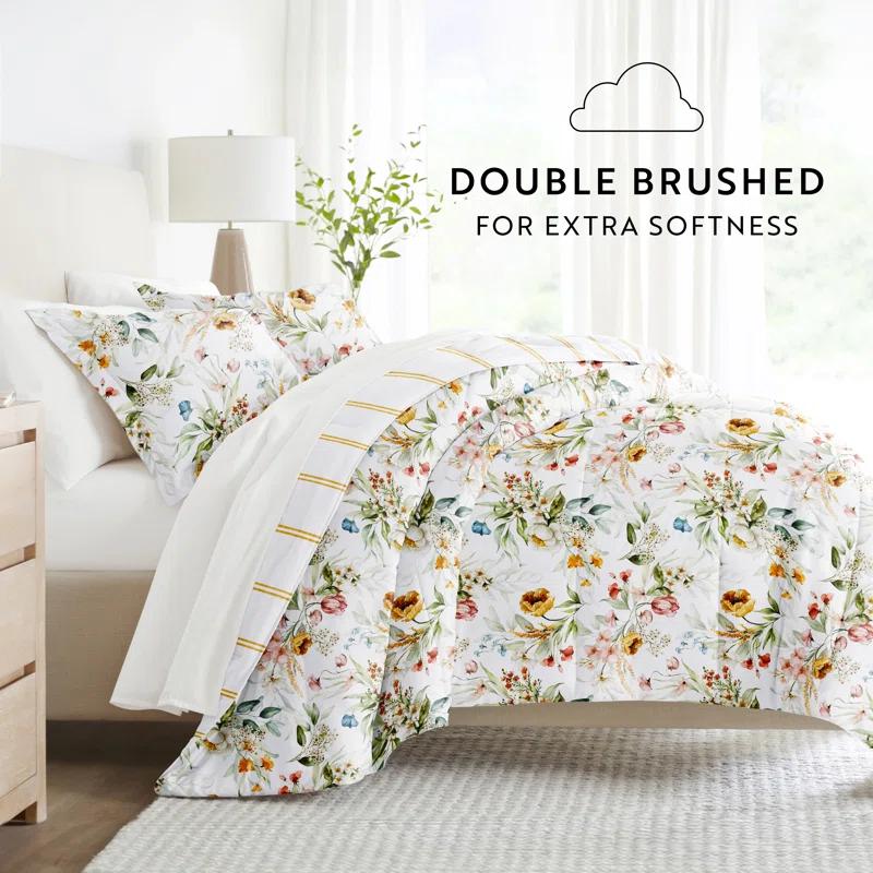 IEnjoy Home 7-Piece Bedding Bundle - Pattern Comforter and Sheet Set
