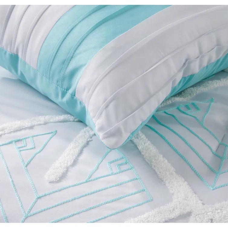 Nanshing America, Inc Vernice 7 Piece Geometric Comforter Set