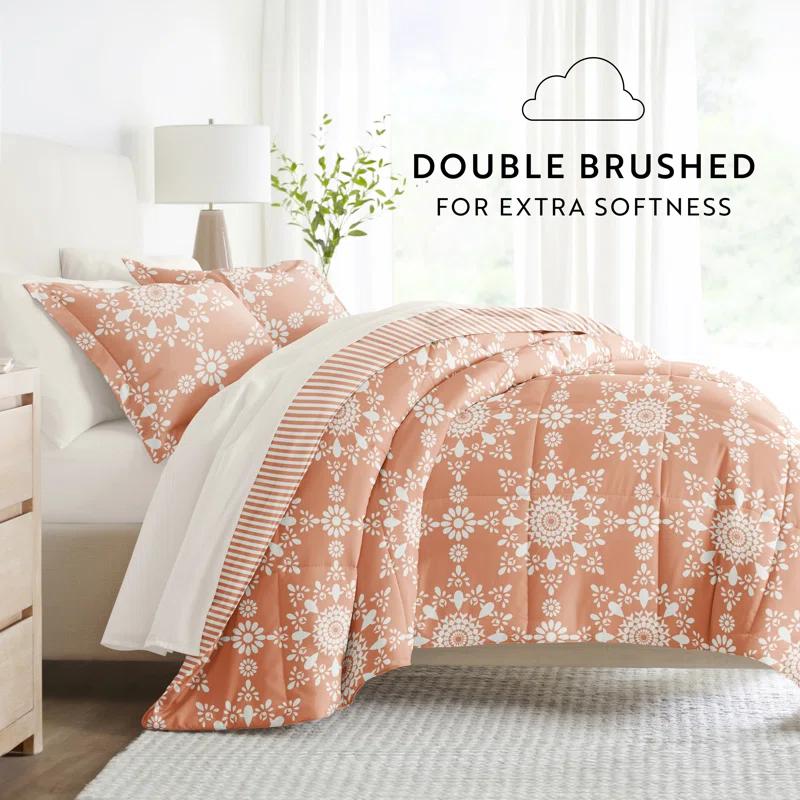 7-Piece Bedding Bundle - Pattern Comforter and Sheet Set