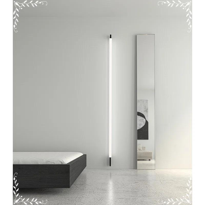 SONNEMAN Keel Wall Sconce