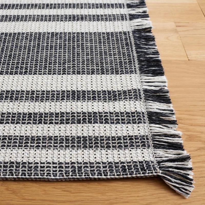 Gracie Oaks Leiner Performance Striped Rug