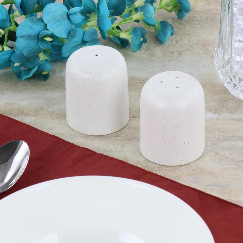 Gibson Gibson Mio 2.3 Inch Salt and Pepper Shaker Set in Sea Salt