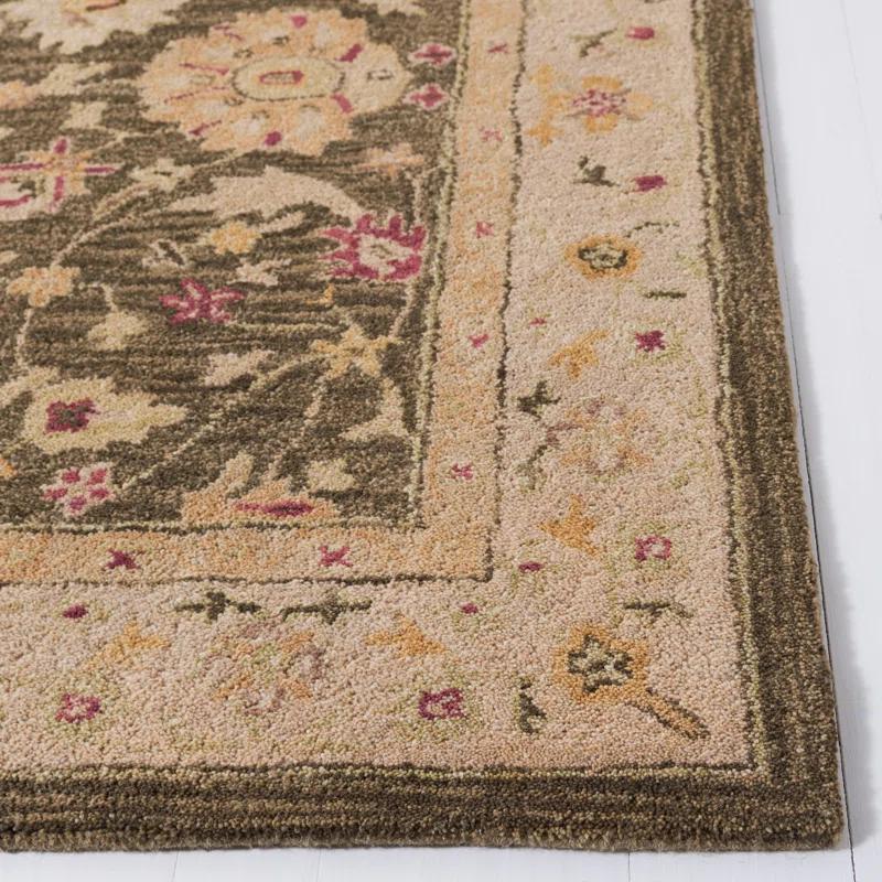Safavieh Hand Tufted Wool Rug