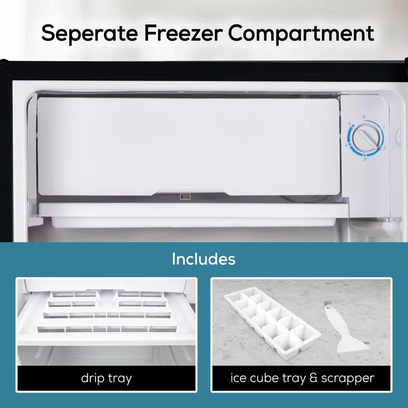 Igloo Igloo 3.2 Cubic Feet Freestanding Mini Fridge with Freezer