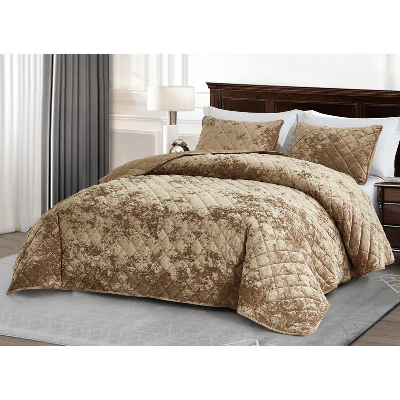 Velvet Quilt Set