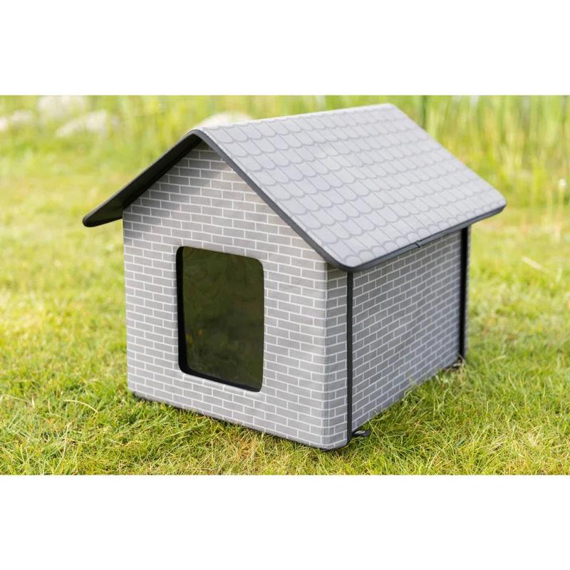 TRIXIE TRIXIE Insulated Outdoor Pet House, Waterproof Material, For Small Dogs and Cats, Feral Cats