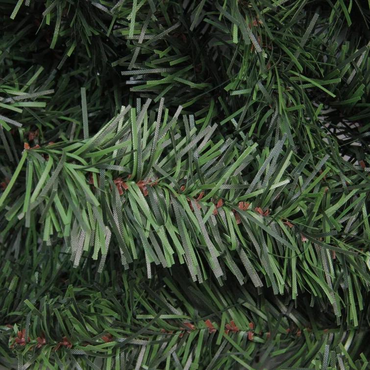Canadian Canadian Pine Artificial Christmas Wreath