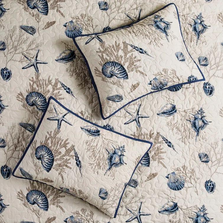 Madison Park Bayside Quilt Set with Throw Pillows