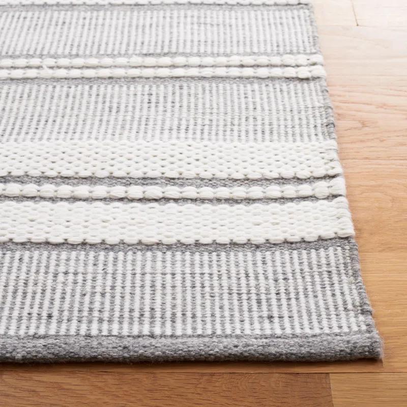 Safavieh Kilim Hand Woven Performance Striped Rug
