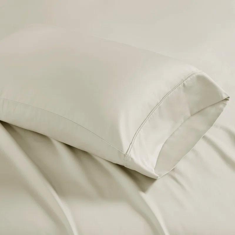 Madison Park 1500 Thread Count Cotton Blend Pillowcases (Set of 2)