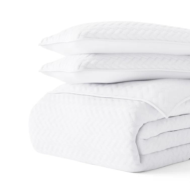 Becky Cameron Antora Microfiber Modern & Contemporary Coverlet / Bedspread Quilt Set