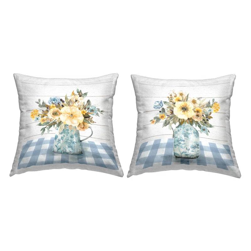 Stupell Industries Gingham Indoor/Outdoor Throw Pillow (Set of 2)