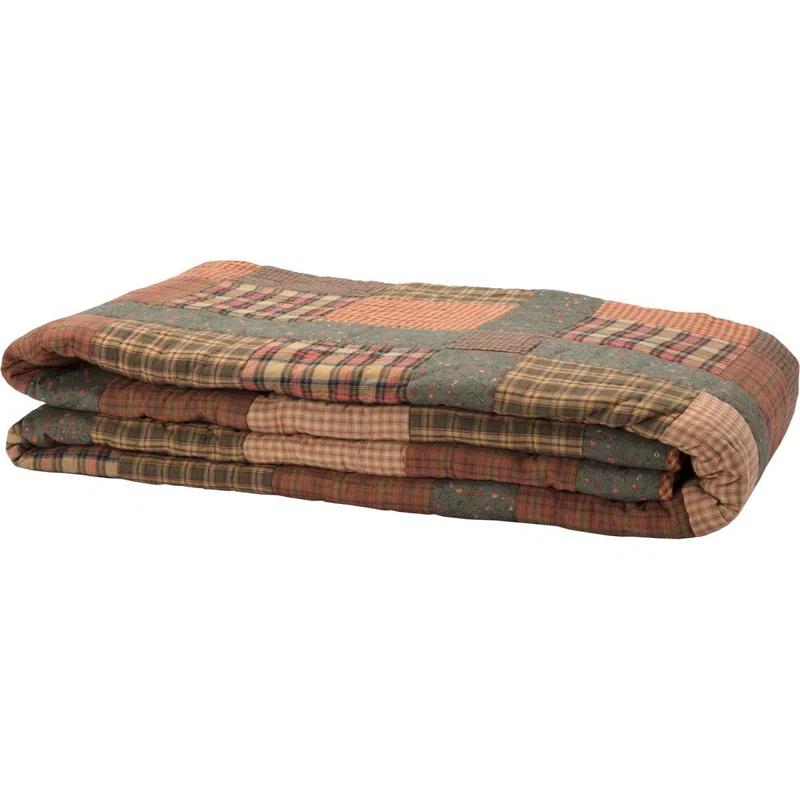 VHC Brands Crosswoods Farmhouse / Country Cotton Patchwork Quilt
