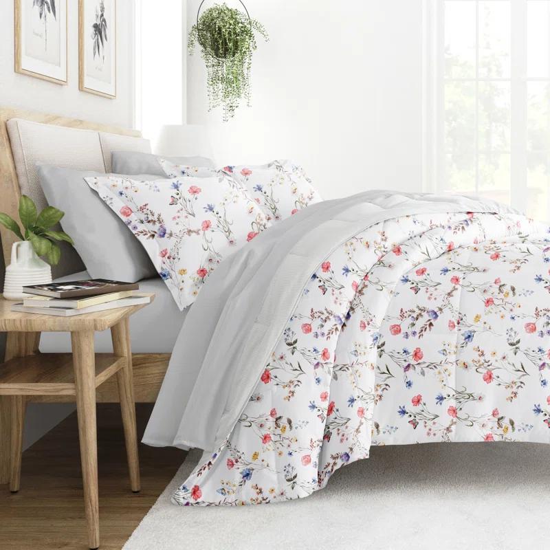 IEnjoy Home 7-Piece Bedding Bundle - Pattern Comforter and Sheet Set