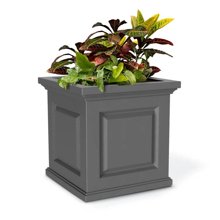 Mayne Inc. Nantucket Square Resin Planter Box with Water Reservoir