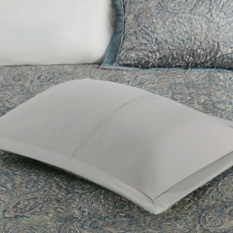 Madison Park Aubrey 5 Piece Jacquard Bedspread Set with Throw Pillows