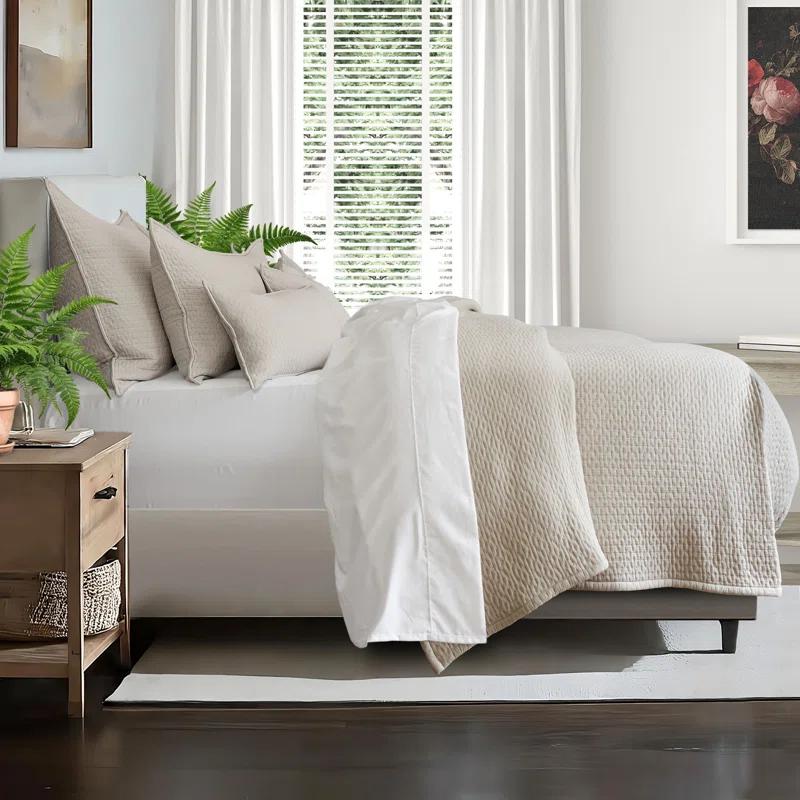 6ix Tailors Fine Linens Hannah