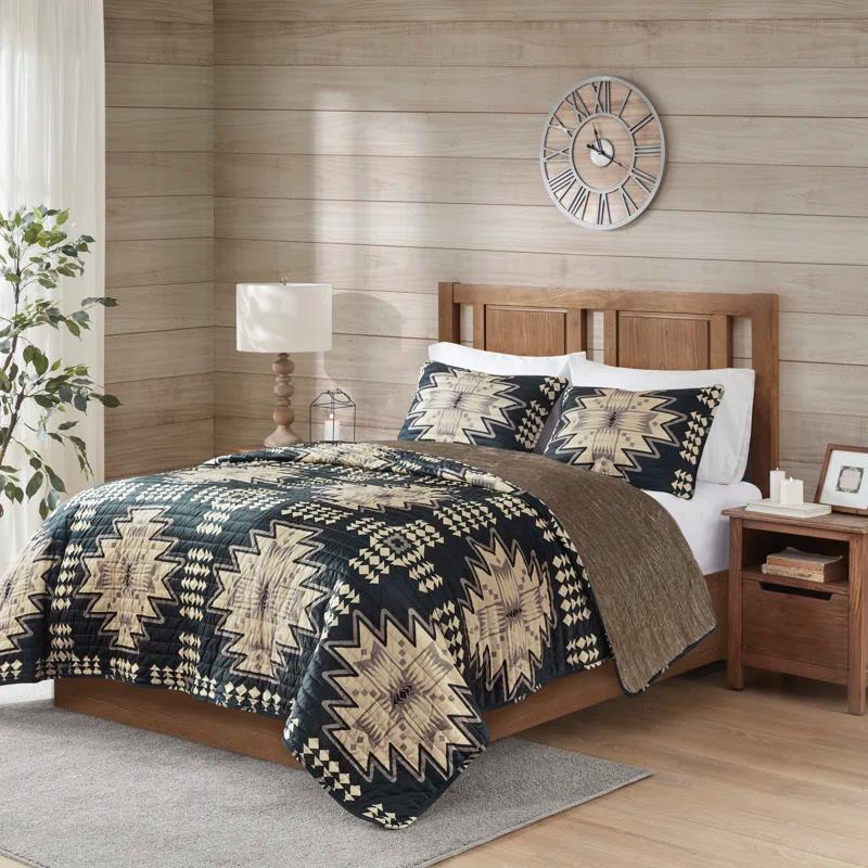Woolrich Woolrich Sierra Oversized Print Plush Quilt Set
