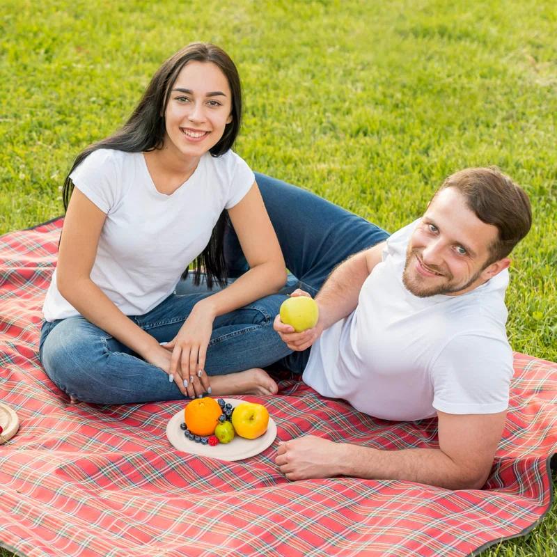 Greener Settings Compostable Disposable Paper Dessert Plates (Set of 150)