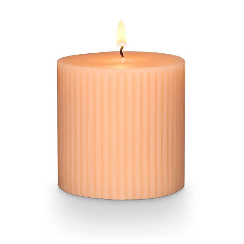 Selin Paloma Petal Pillar Candle