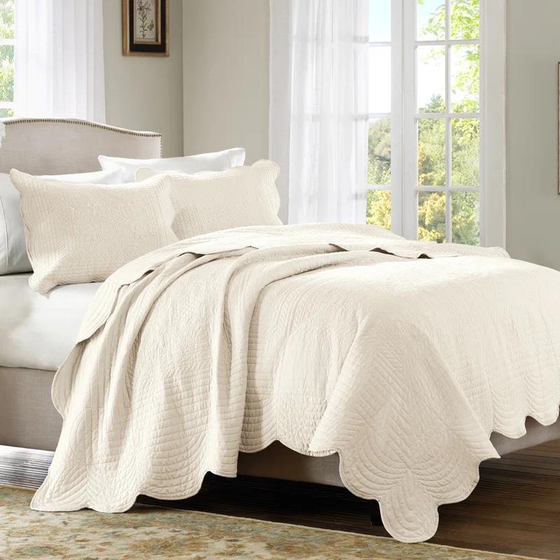 Madison Park Tuscany 6 Piece Reversible Scalloped Edge Daybed Cover Set
