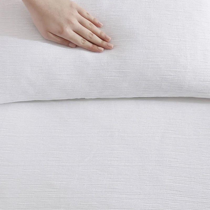 Vera Wang Vera Wang Solid Textured Pleats White Duvet Cover Set