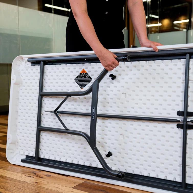 Lifetime Lifetime Commercial Folding Table