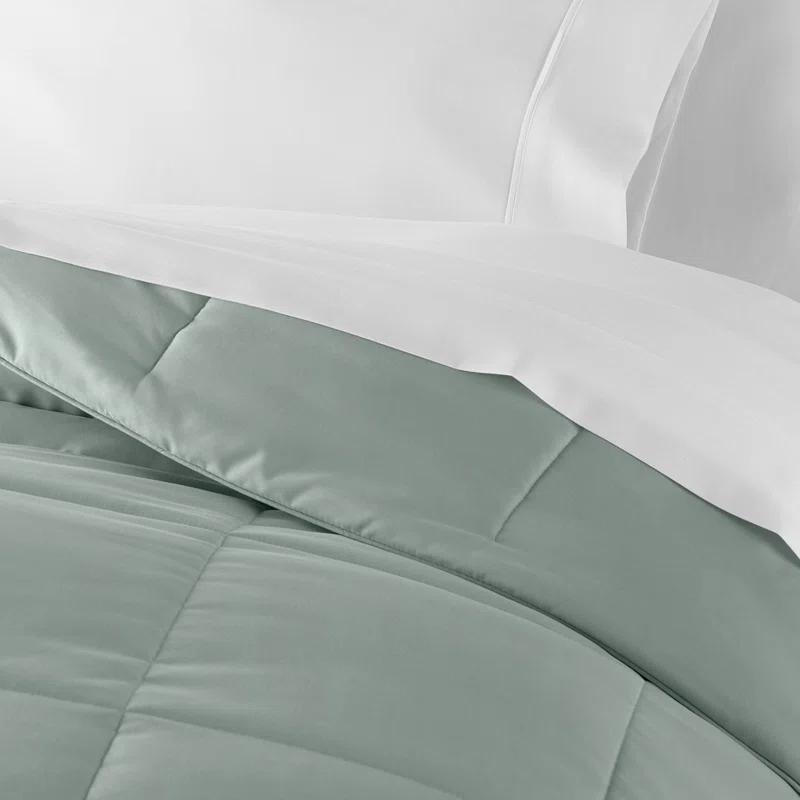 Becky Cameron Becky Cameron Lightweight All Season Down Alternative Comforter