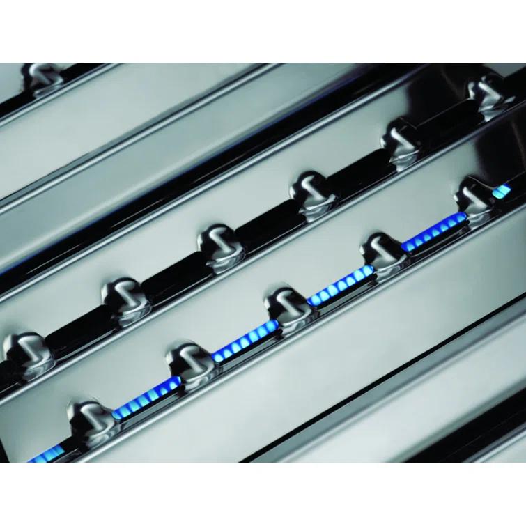 Broil King Broil King Signet 390 3-Burner Grill in Stainless Steel with Side Burner and Rear Rotisserie Burner