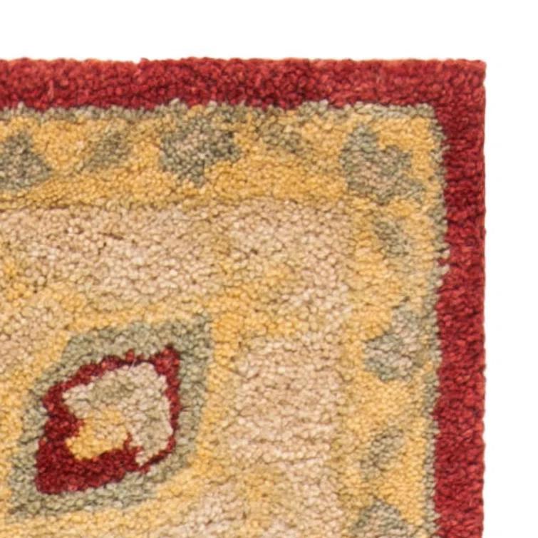 Safavieh 7'6" x 9'6" | Wayfair