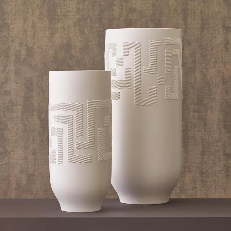 Global Views Chaco Vase-Matte White