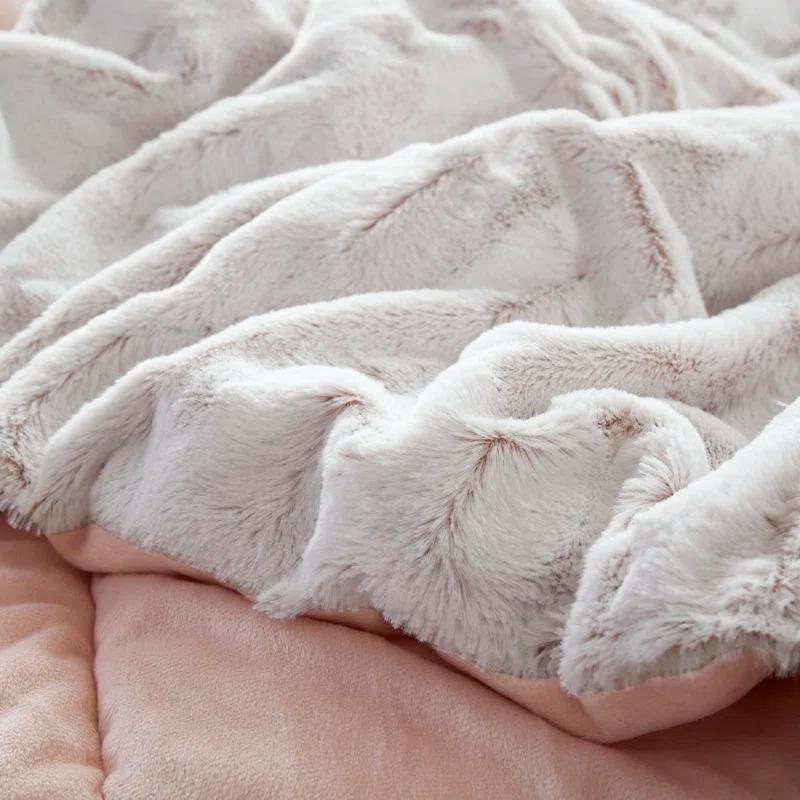 Madison Park Gia Back Print Long Fur Comforter Mini Set