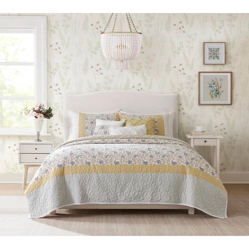 Madison Park Dawn 6 Piece Cotton Percale Quilt Set with Throw Pillows