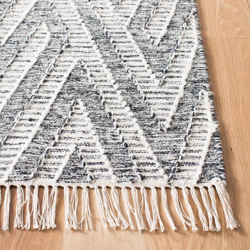 Union Rustic Reliford Kilim Hand Loomed Wool Geometric Rug