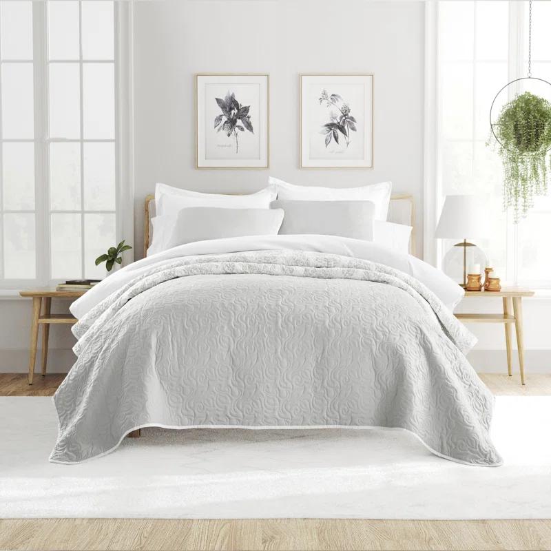 Becky Cameron Becky Cameron Damask Quilt Set