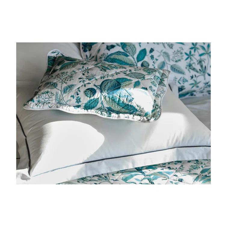 Full/Queen Reversible Cotton Botanical Quilt in Pomegranate and Prussian Blue