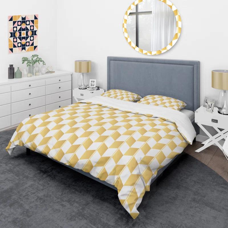 Design Art Gold And White Geometric Pattern I - Glam Abstract Duvet Cover Set - Microfiber Polyester