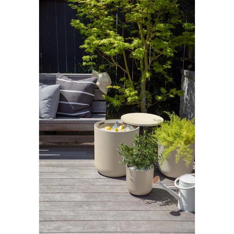 Veradek Kona Round Plastic Outdoor Side Table