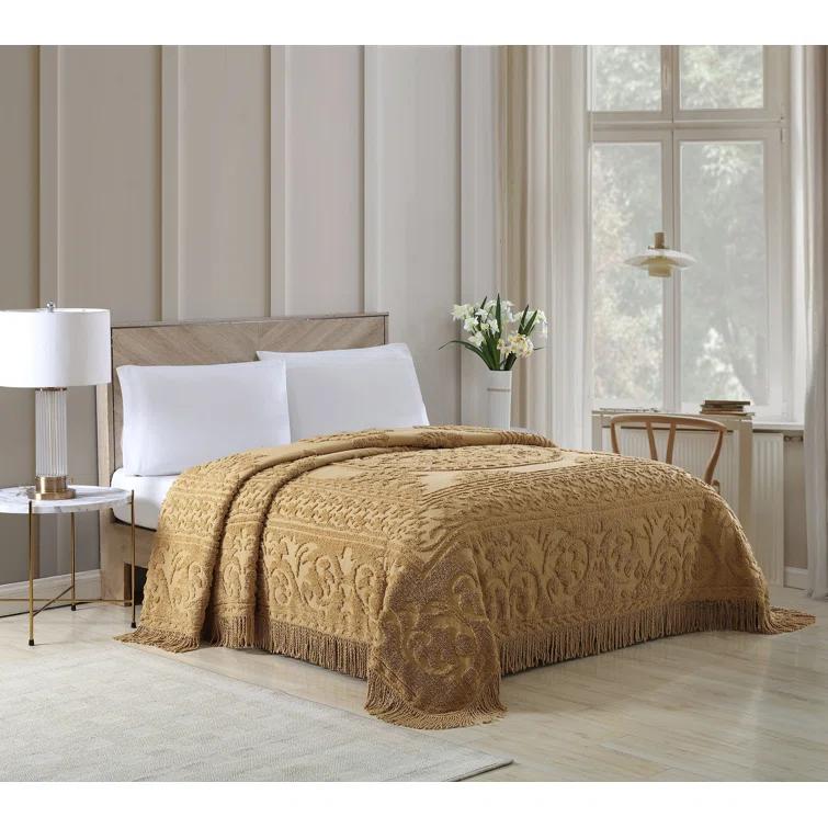 Beatrice Home Fashions Medallion Cotton Farmhouse / Country Quilt