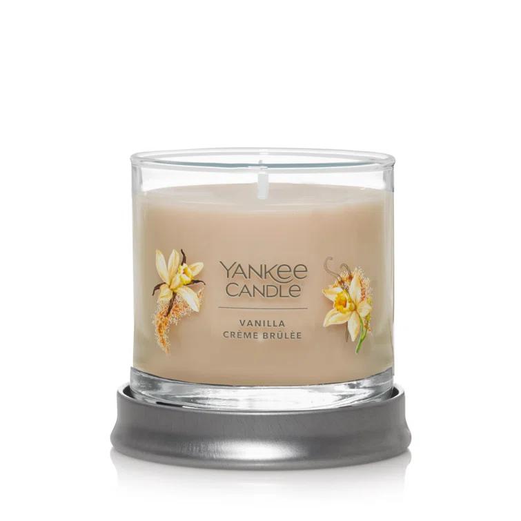 YANKEE CANDLE Signature Vanilla Crème Brulée Scented Candle