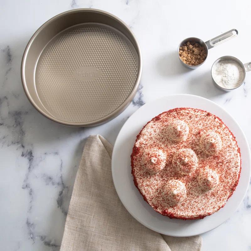 Kitchen Details Kitchen Details 9.5'' Steel Non-Stick Round Cake Pan