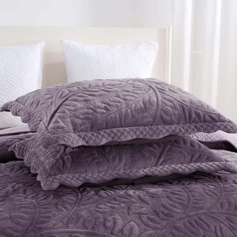 MarCielo Marcielo Oversized Embroidered Velvet Quilt Set With 2 Pillow Shams