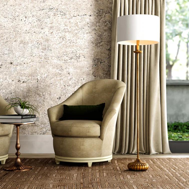 Clove Stem Floor Lamp