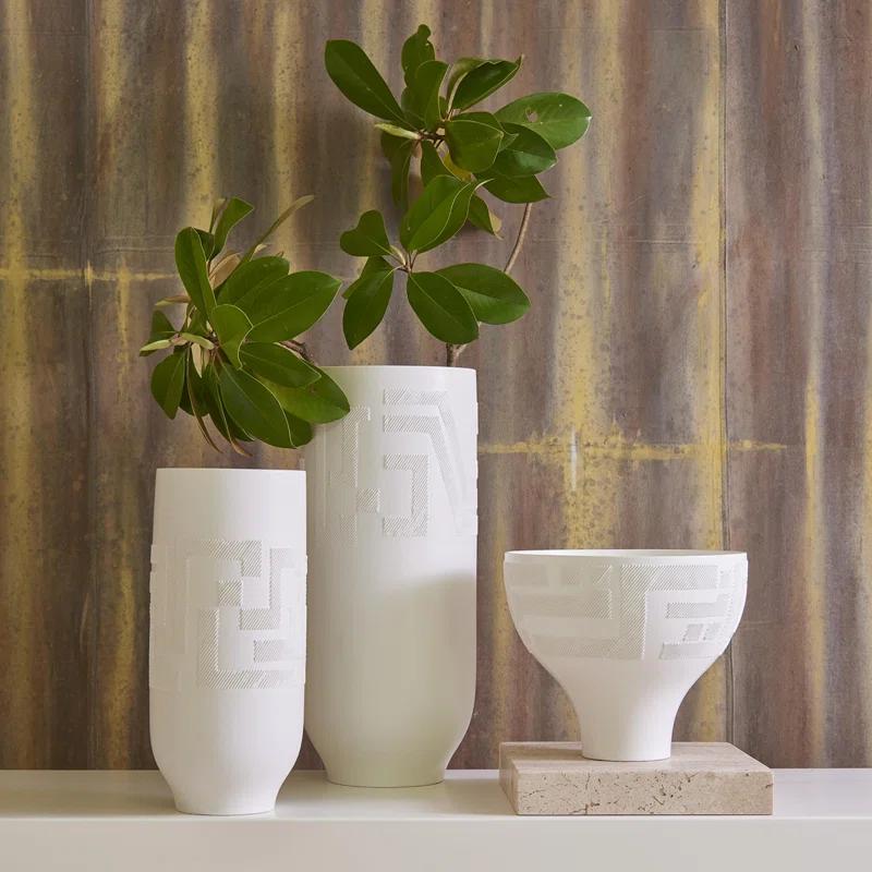 Global Views Chaco Vase-Matte White