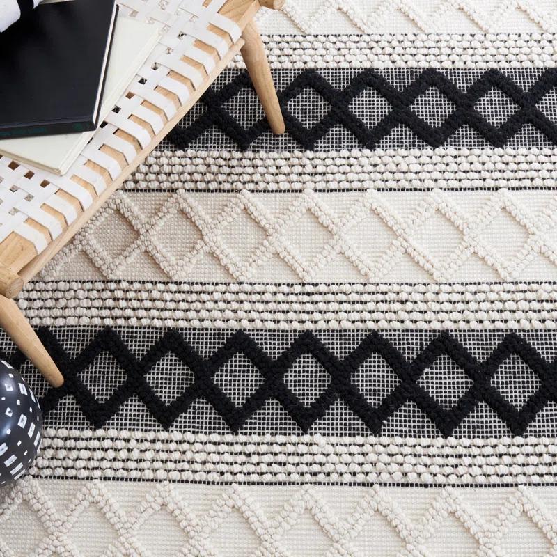 Hand Woven 80% Wool, 20% Cotton Geometric Rug
