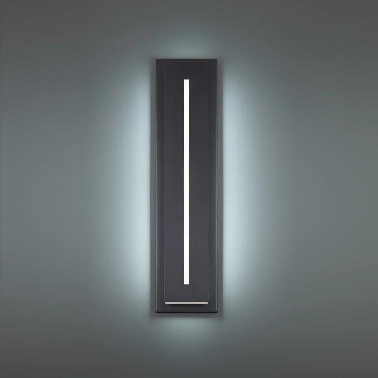 Midnight Single Light Outdoor Aluminum LED Wall Light