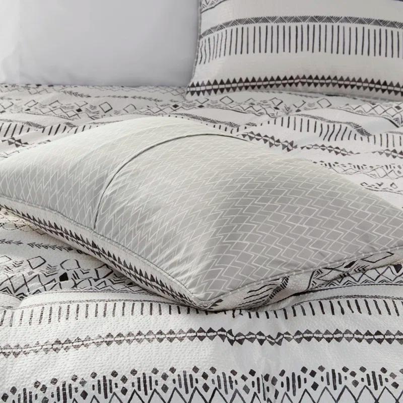 Madison Park Fraser 5 Piece Printed Seersucker Comforter Set with Throw Pillows